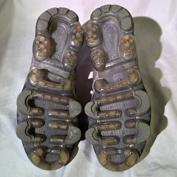Nike Air VaporMax 2019 Black Silver Sneakers 6Y‎ (Men’s Size 6) Running Shoes - Picture 7 of 7